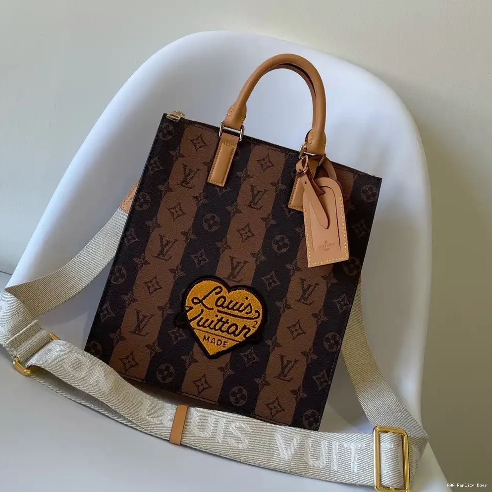 Aaa replica ru VUITTON CROSS LOUIS SAC PLAT 0605
